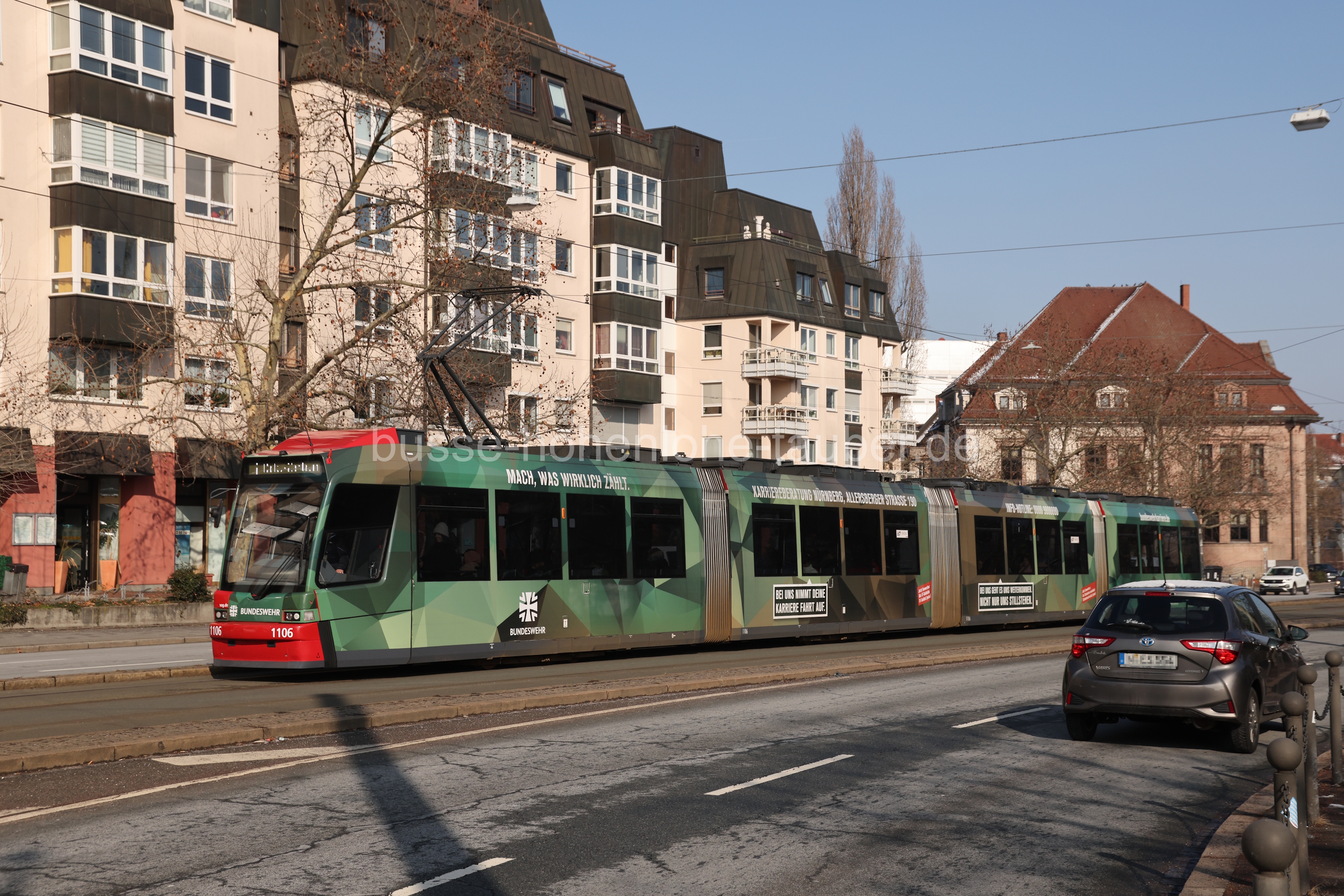 Fahrzeugseite 1106