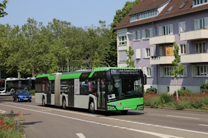 Fahrzeugseite TU-W-379