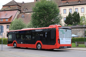 Fahrzeugseite FR-BW-475