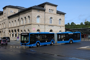 Fahrzeugseite FR-JS-401