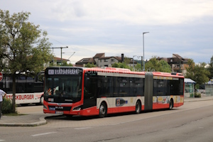 Fahrzeugseite FR-JS-580
