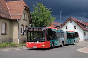 Fahrzeugseite FR-JS-596