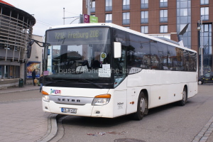 Fahrzeugseite FR-JA-415