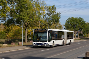 Fahrzeugseite FR-H-9980