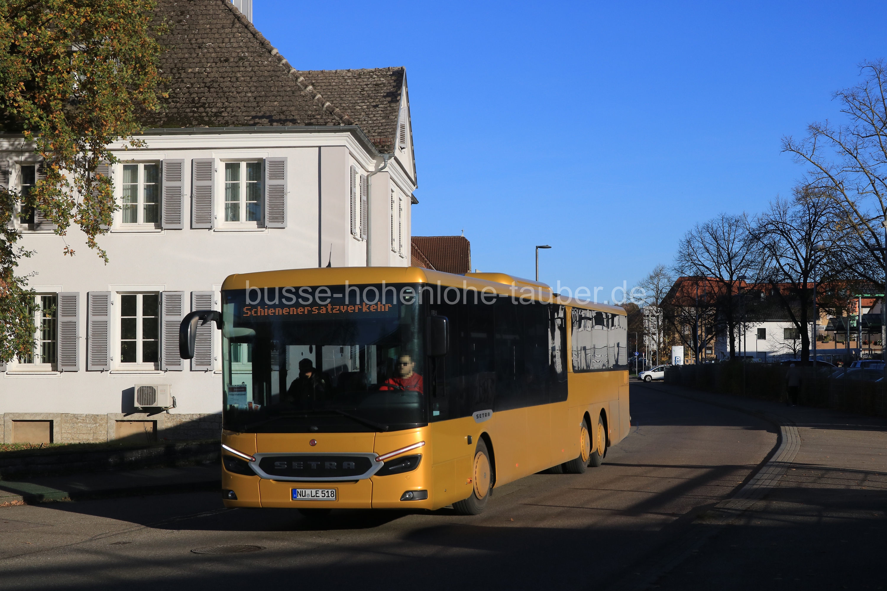 Fahrzeugseite NU-LE-518
