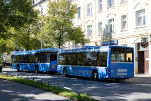 Fahrzeugseite M-AU-7794