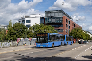 Fahrzeugseite M-JJ-1434