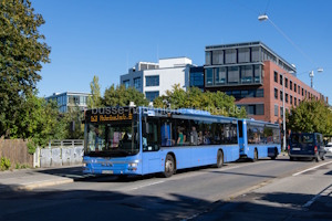 Fahrzeugseite M-JJ-7605