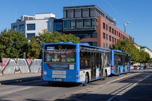 Fahrzeugseite M-JJ-7709