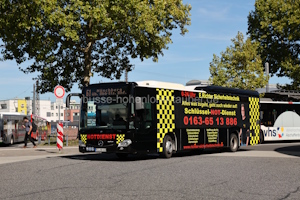 Fahrzeugseite MIL-HW-483