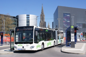 Fahrzeugseite NU-E-950