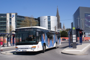 Fahrzeugseite NU-E-956