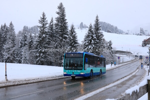 Fahrzeugseite OA-KM-652