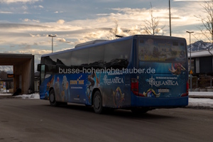 Fahrzeugseite OA-KM-653