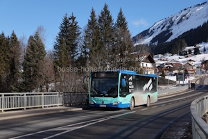 Fahrzeugseite OA-KM-656