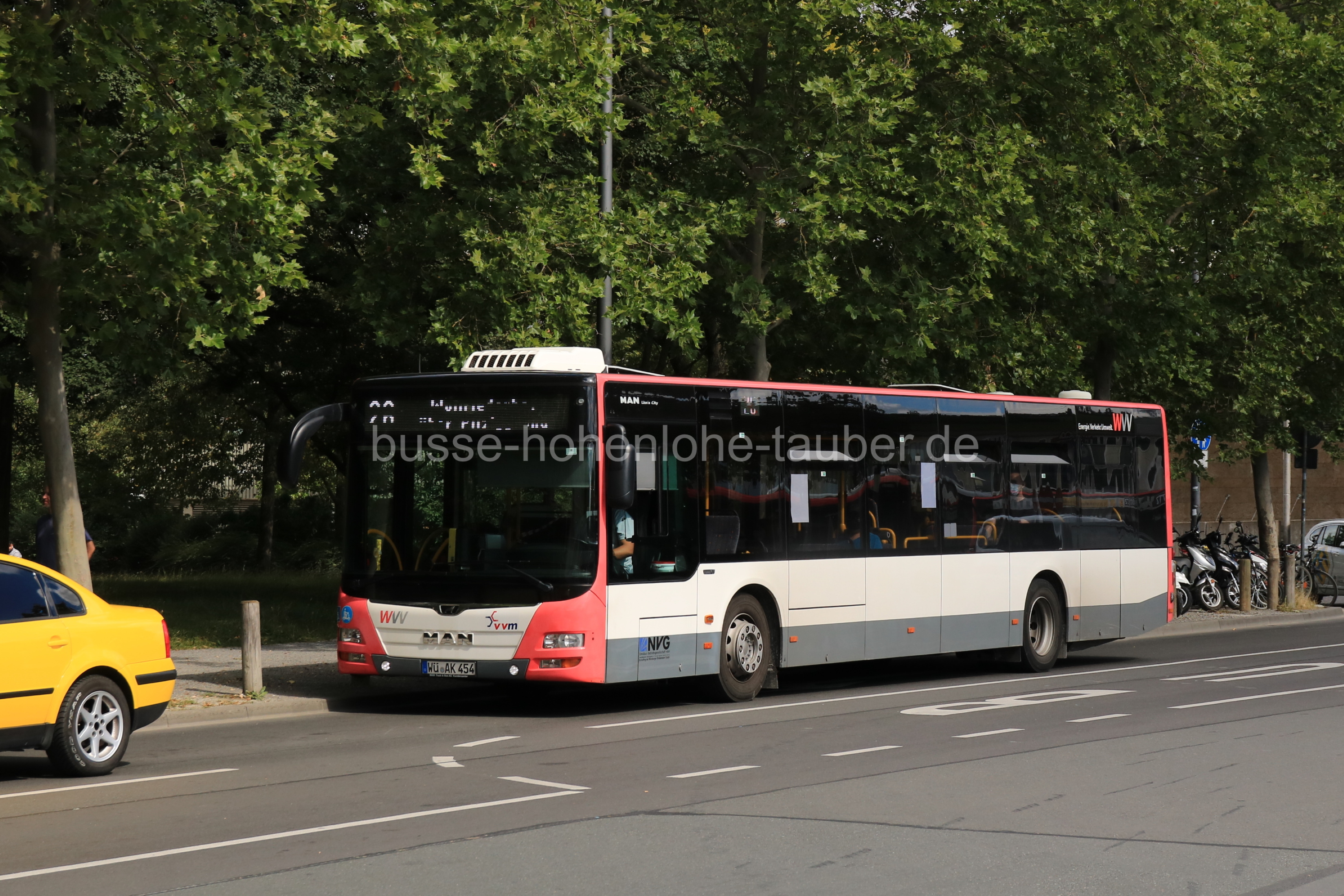 Fahrzeugseite WÜ-AK-454