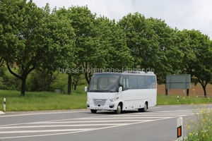 Fahrzeugseite Y-891-317