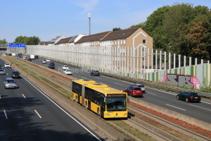 Fahrzeugseite E-VG-4669