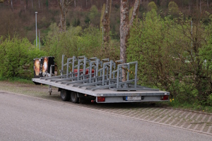 Fahrzeugseite LU-ET-977