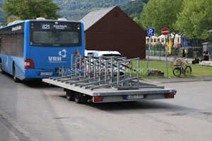 Fahrzeugseite LU-ET-977