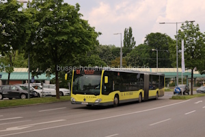 Fahrzeugseite BD-14141