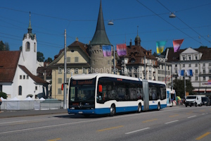 Fahrzeugseite LU-15004