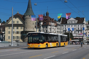 Fahrzeugseite LU-15430