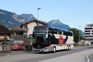 Fahrzeugseite UR-9311