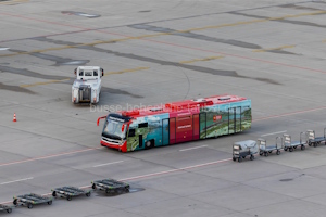 Fahrzeugseite LSZH73