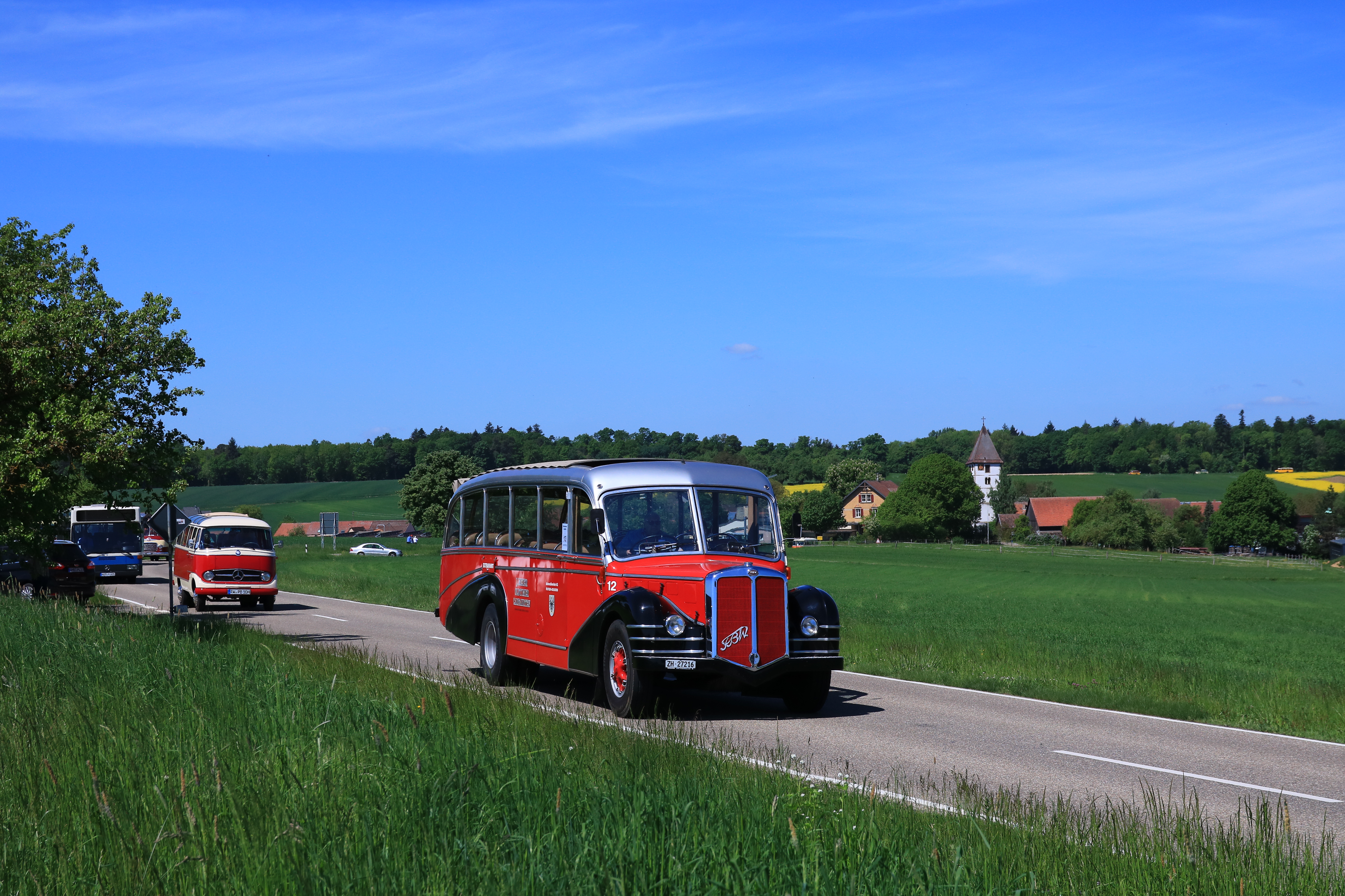 Fahrzeugseite (CH)ZH-27216