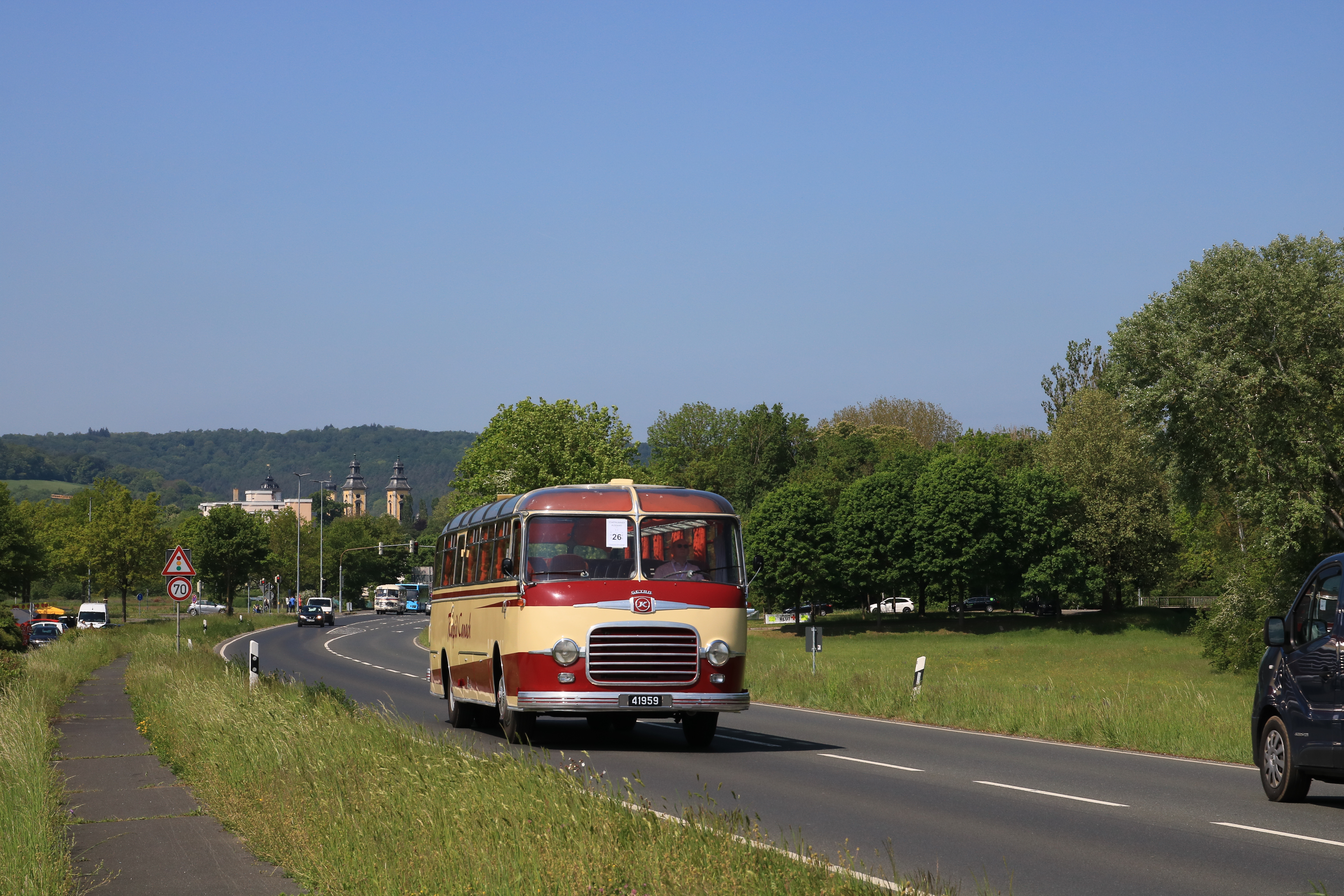 Fahrzeugseite (L)41959