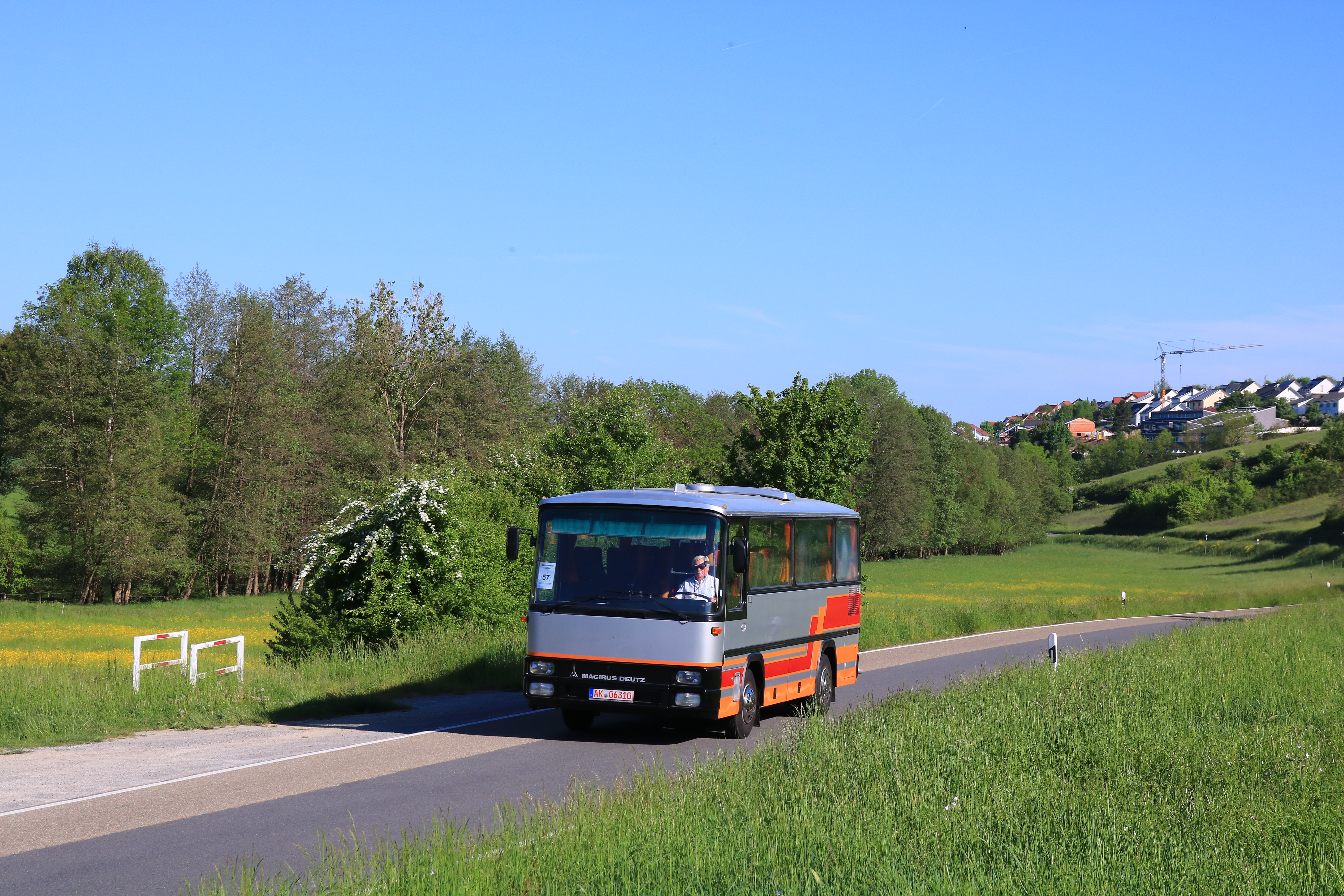 Fahrzeugseite AK-06310