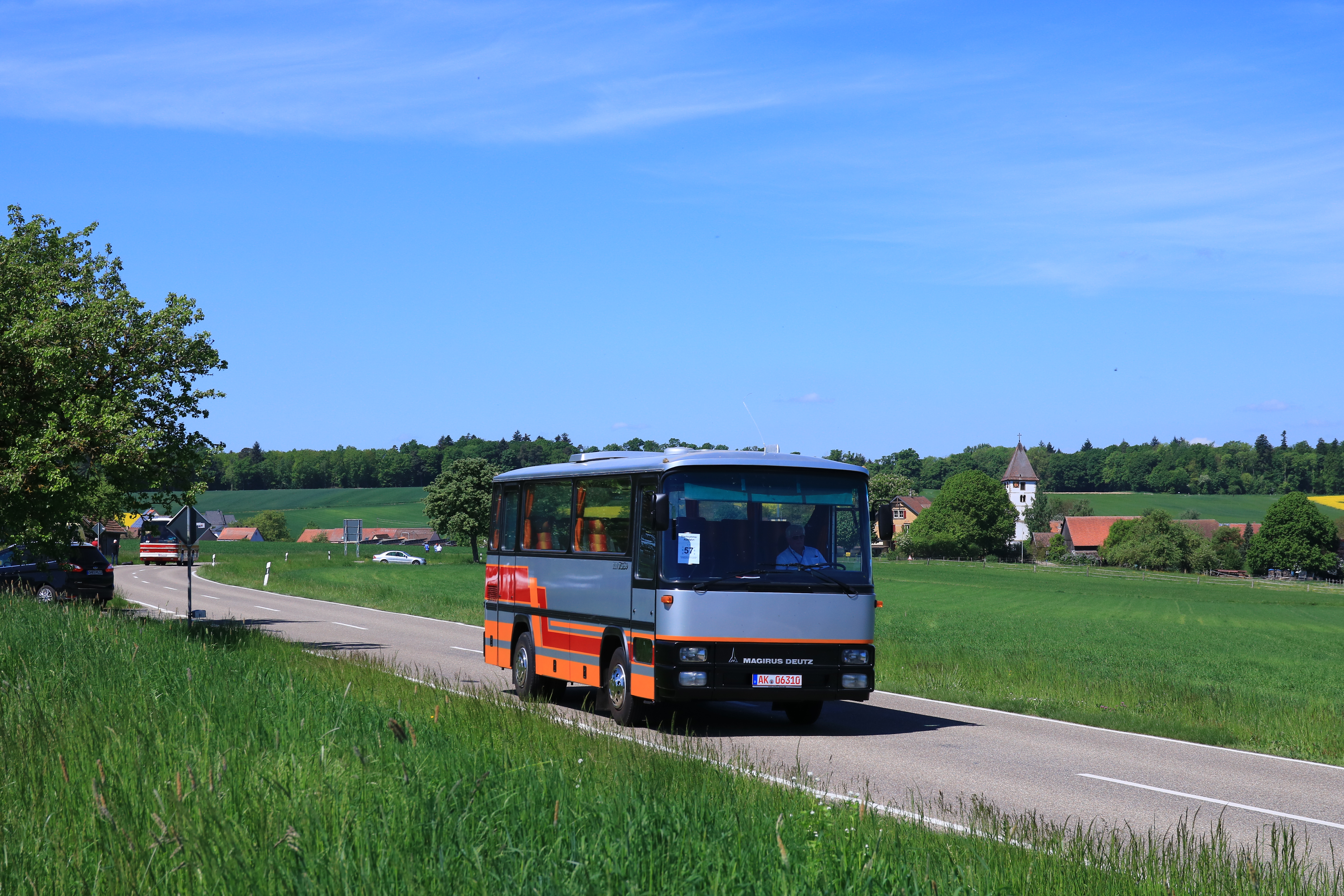 Fahrzeugseite AK-06310