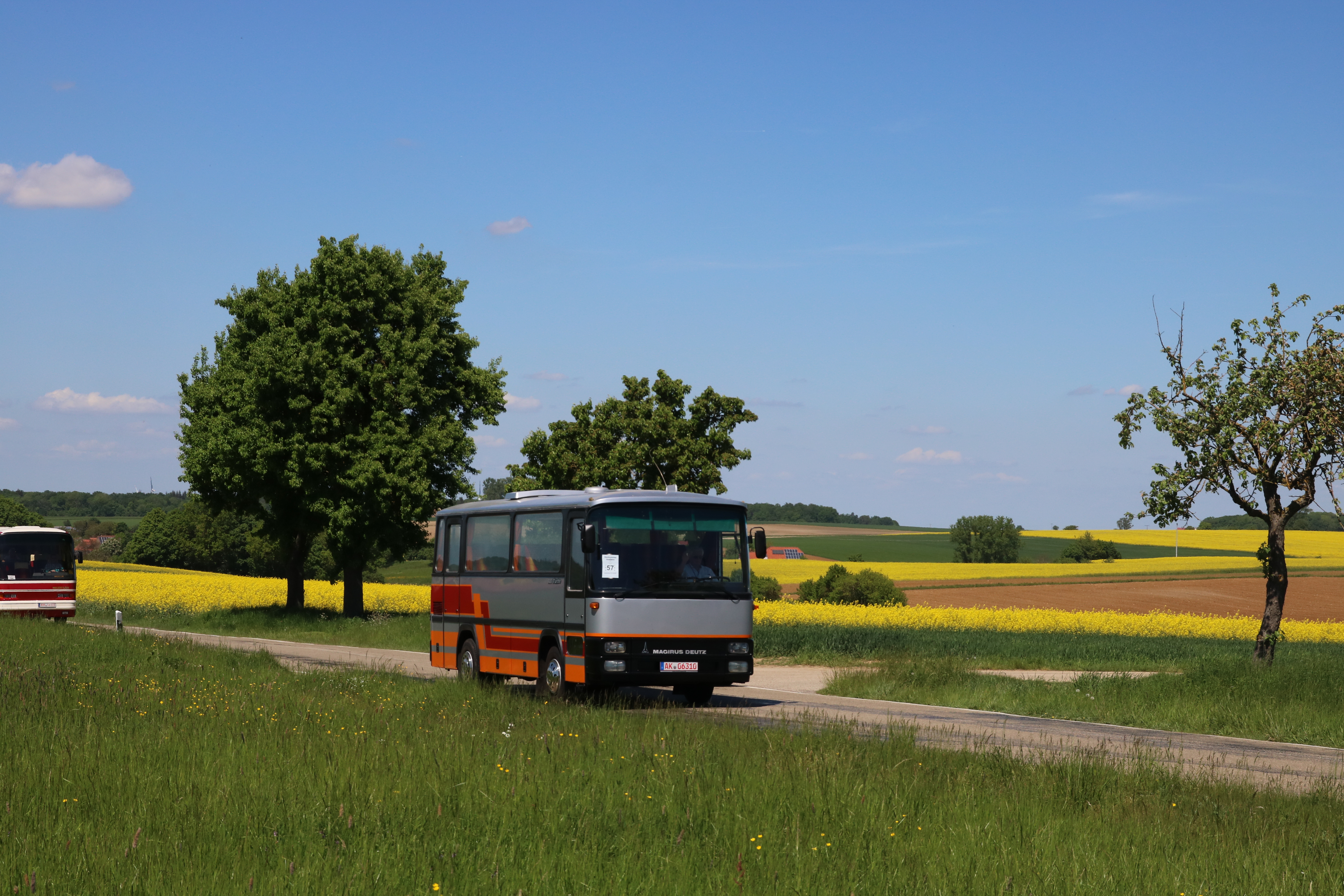 Fahrzeugseite AK-06310