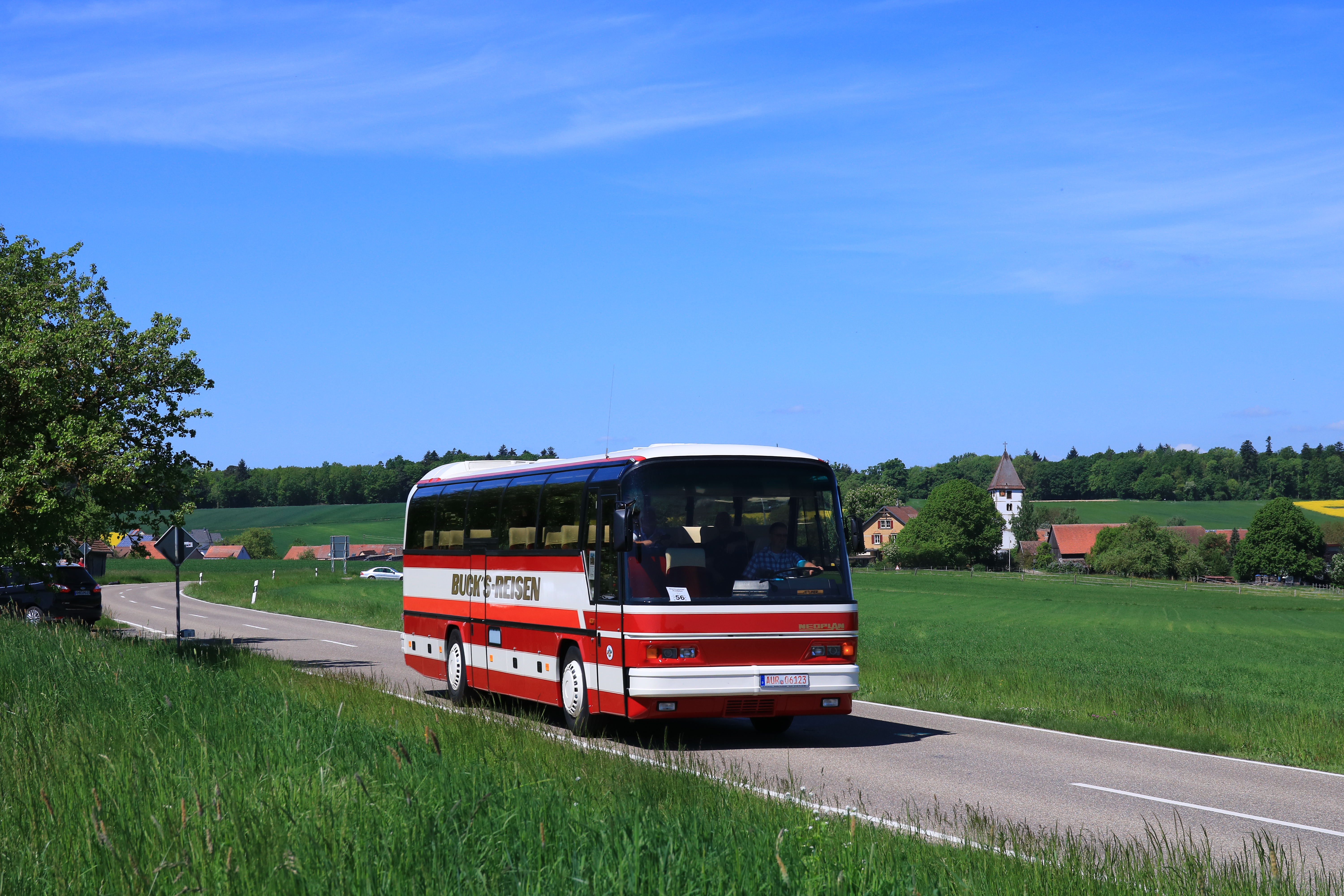 Fahrzeugseite AUR-06123