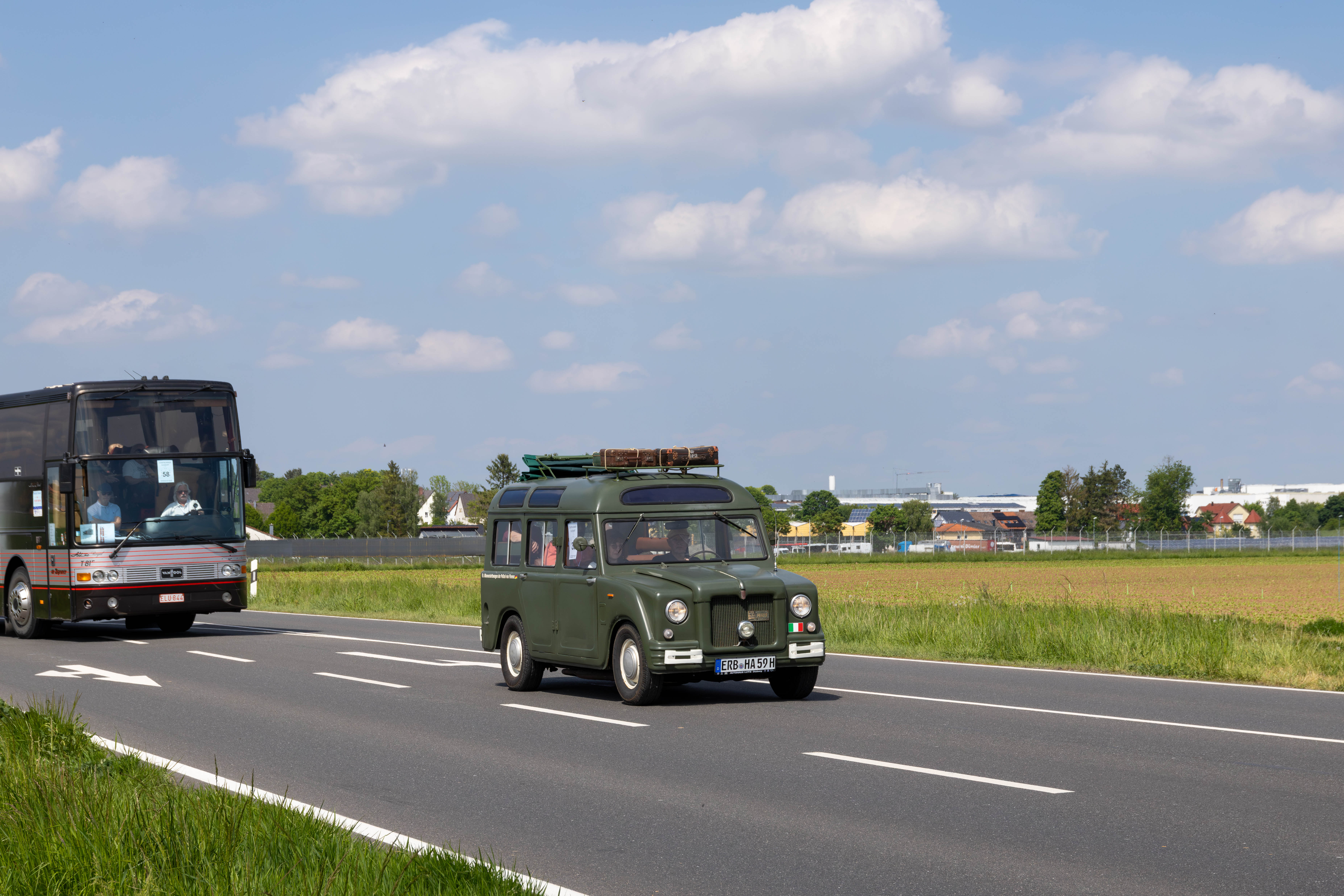 Fahrzeugseite ERB-HA-59H